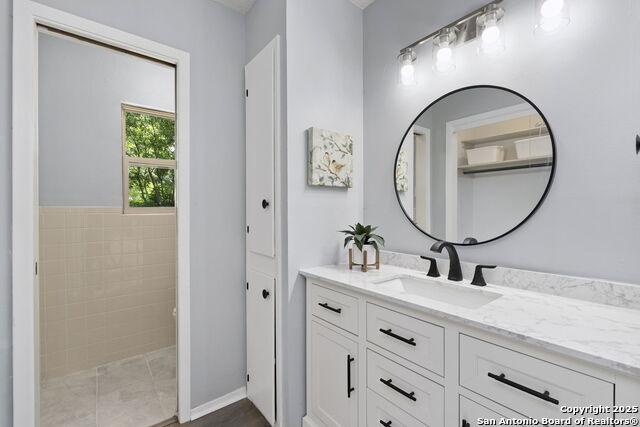 Image 22 of 36 For 11119 Auldine Dr