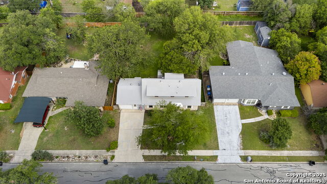 Image 5 of 36 For 11119 Auldine Dr