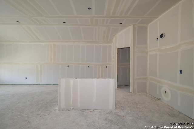 Listing photo id 1 for 15411 Jake Crossing