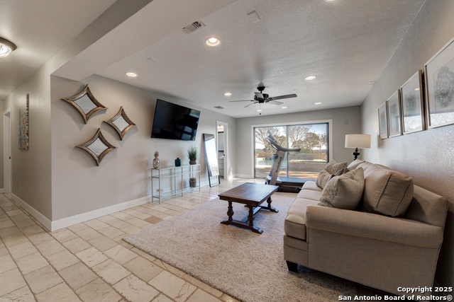 Listing photo id 25 for 7740 Rocking Horse Ln