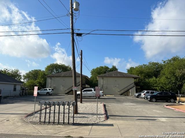 Details for 930 Drury Ln, San Antonio, TX 78221