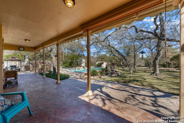 Listing photo id 18 for 9603 Boerne Spg