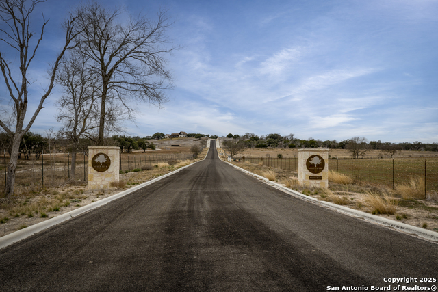 Details for 0 Oakwater  , Fredericksburg, TX 78264