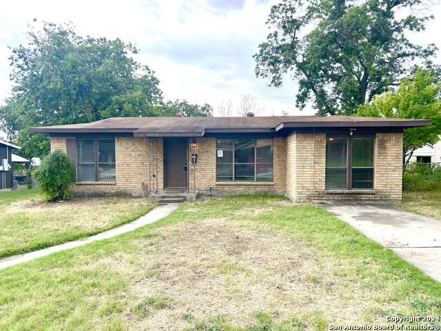 Details for 618 Pilgrim Dr, San Antonio, TX 78213