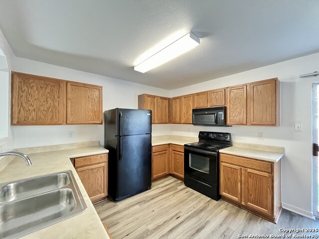 Image 10 of 34 For 12415 Tallow Cir