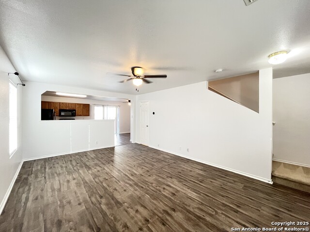 Image 9 of 34 For 12415 Tallow Cir