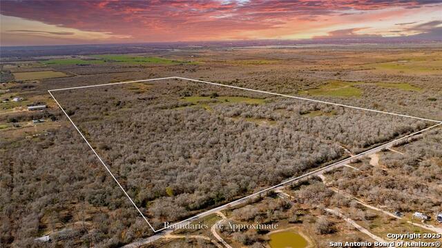 Details for 399 Seals Creek, Lockhart, TX 78644