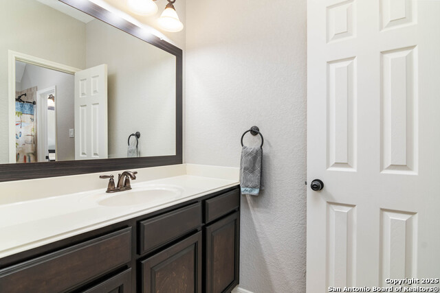 Listing photo id 26 for 1534 Pimpernel