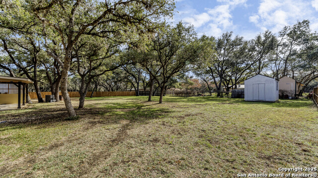 Listing photo id 40 for 8810 Tonkawa Trl