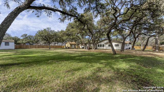 Listing photo id 41 for 8810 Tonkawa Trl