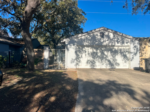 Details for 7635 Rue Orleans, San Antonio, TX 78240