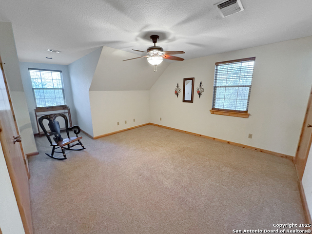 Listing photo id 11 for 565 Red Bluff Ranch Road