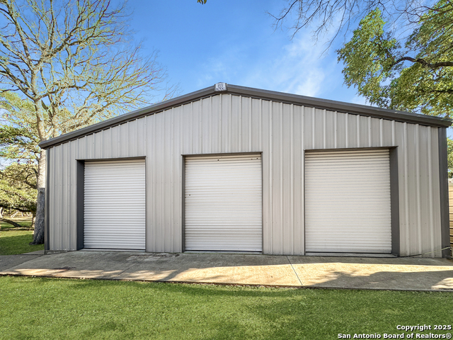 Listing photo id 16 for 565 Red Bluff Ranch Road