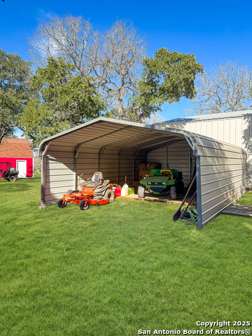 Listing photo id 18 for 565 Red Bluff Ranch Road