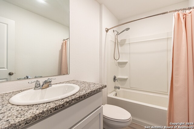 Listing photo id 26 for 4310 Fluvial Cir