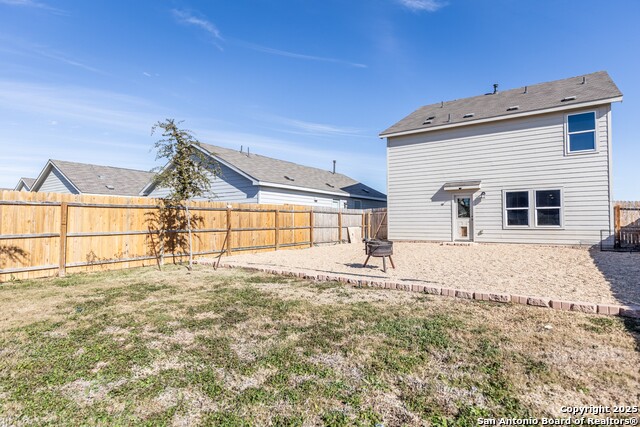 Listing photo id 33 for 4310 Fluvial Cir