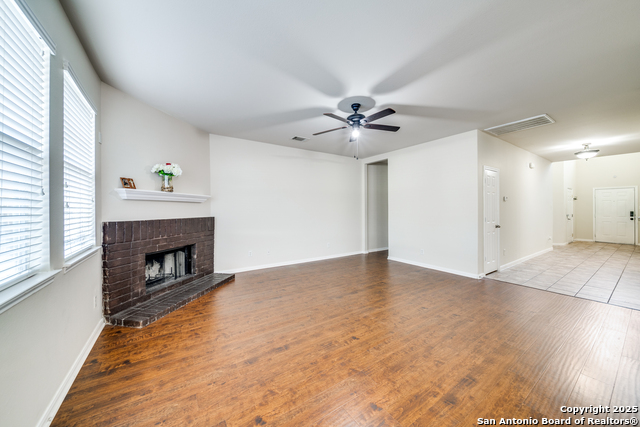 Image 8 of 24 For 108 Ling Ln  