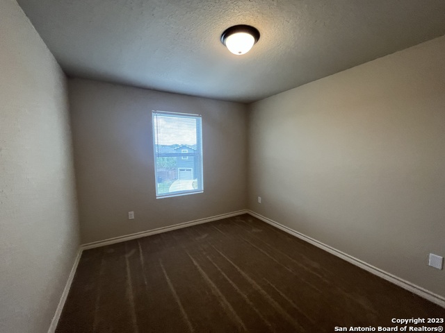 Listing photo id 24 for 6418 Luglio Ln