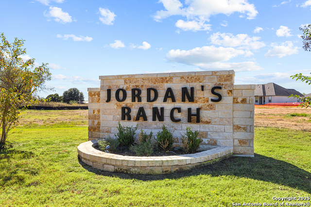 Listing photo id 1 for 21132 Jordans Ranch Way