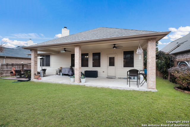 Listing photo id 26 for 2050 Western Pecan