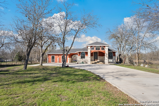 Details for 807 38th St Sw, San Antonio, TX 78237