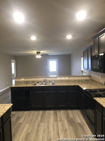 Image 8 of 12 For 6515 Fledgely Way E