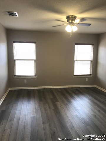 Image 9 of 12 For 6515 Fledgely Way E