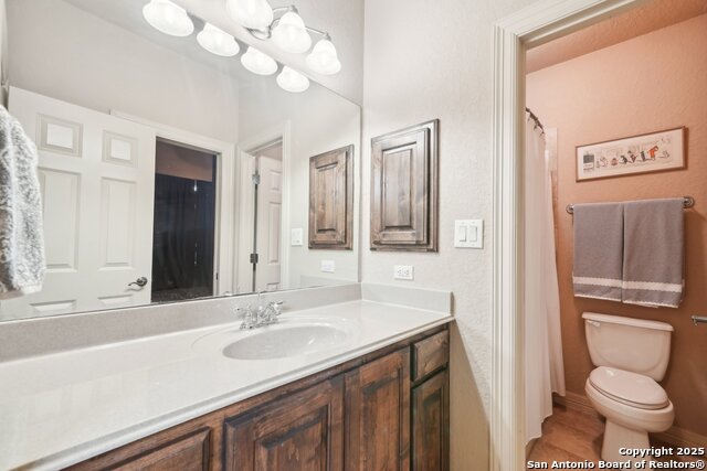 Listing photo id 23 for 518 Ruidosa Downs