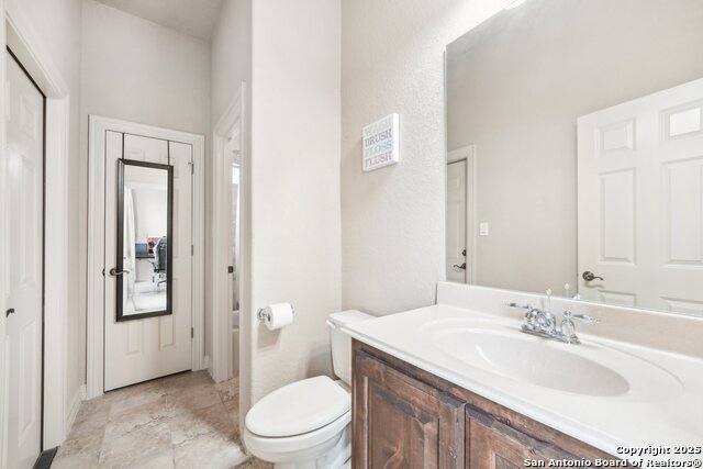 Listing photo id 28 for 518 Ruidosa Downs