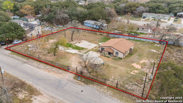 Details for 118 Sundown Ln, Poteet, TX 78065