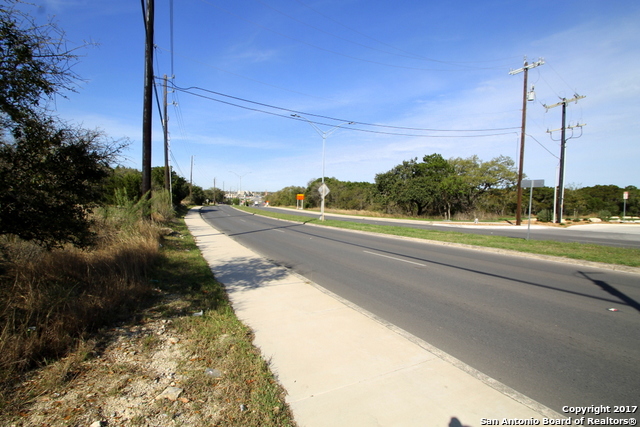 Image 9 of 17 For 00 Military West Hwy