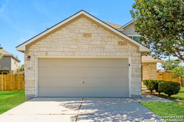 Details for 6527 Candlecane Cir, San Antonio, TX 78244