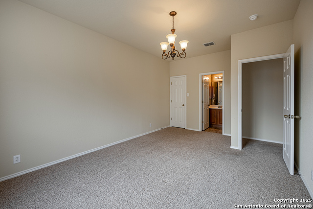 Listing photo id 28 for 309 Mystic Way