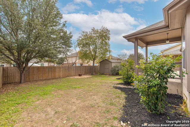 Listing photo id 45 for 309 Mystic Way