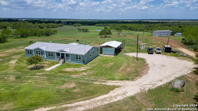 Details for 8569 County Road 401, Floresville, TX 78114