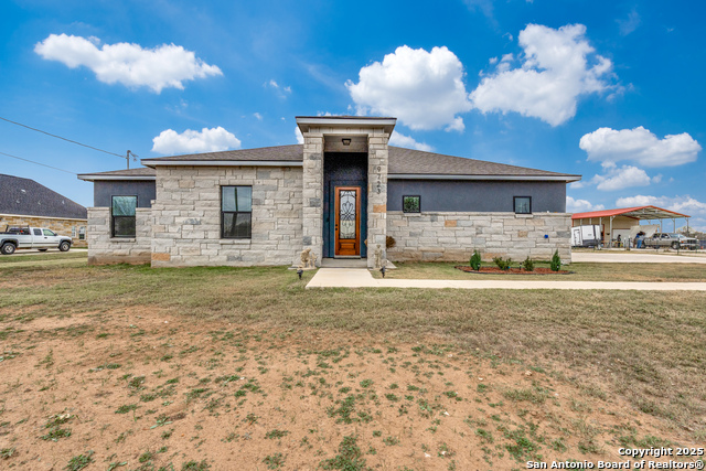 Details for 9723 Crow Ln, Adkins, TX 78101