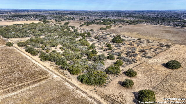 Details for 000 Cr 777  , Devine, TX 78016