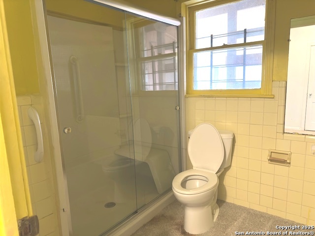 Image 13 of 18 For 3251 Woodlawn Ave W