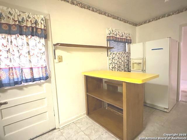 Image 5 of 18 For 3251 Woodlawn Ave W