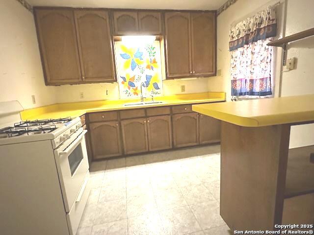 Image 6 of 18 For 3251 Woodlawn Ave W