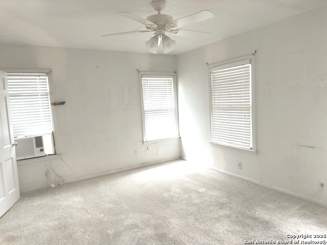 Image 9 of 18 For 3251 Woodlawn Ave W