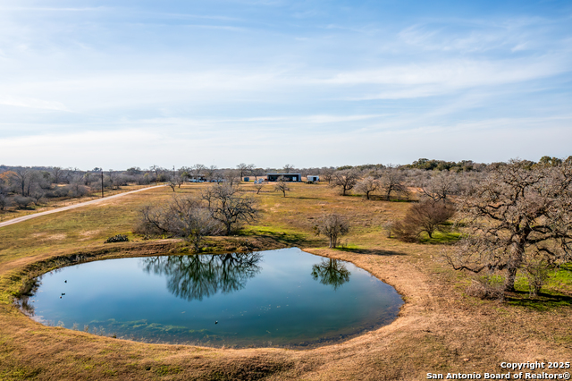 Details for 988 Cr 108  , Floresville, TX 78114