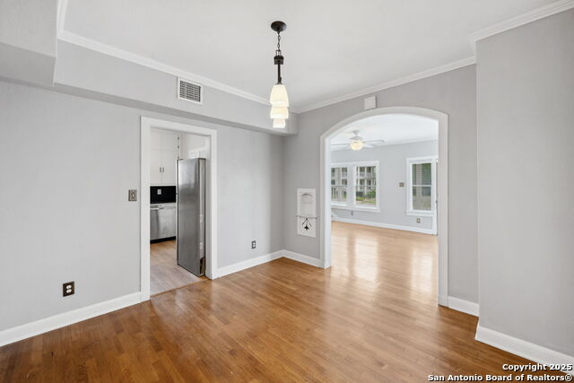 Image 20 of 23 For 707 Pine St N
