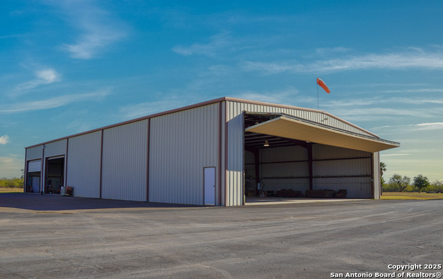 Image 52 of 120 For 9239 Fm 133  