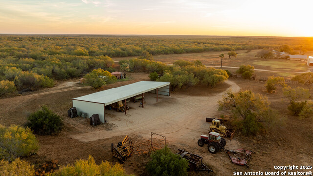 Image 62 of 120 For 9239 Fm 133  