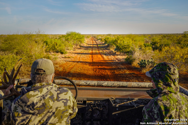 Image 66 of 120 For 9239 Fm 133  