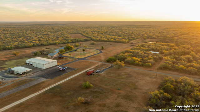 Image 7 of 120 For 9239 Fm 133  