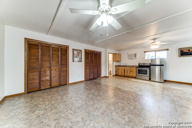 Image 11 of 25 For 2644 Woodcrest Dr