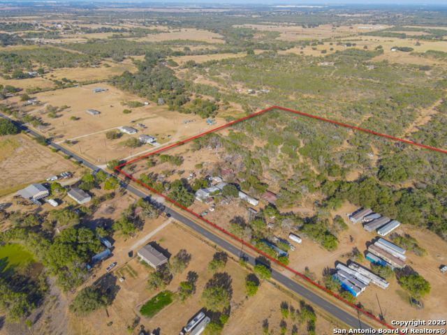 Details for 21190 Ernst Rd, Somerset, TX 78069