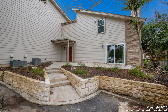 Details for 340 Montclair St  209, Alamo Heights, TX 78209